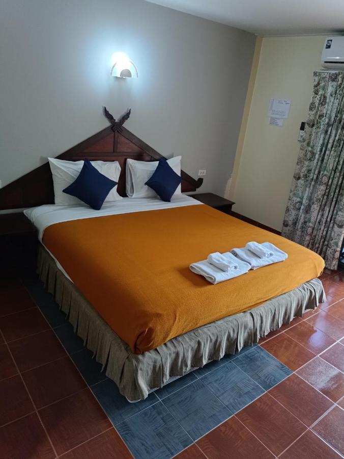 Ban Nam Mao Resort Praia de Jomtien Exterior foto