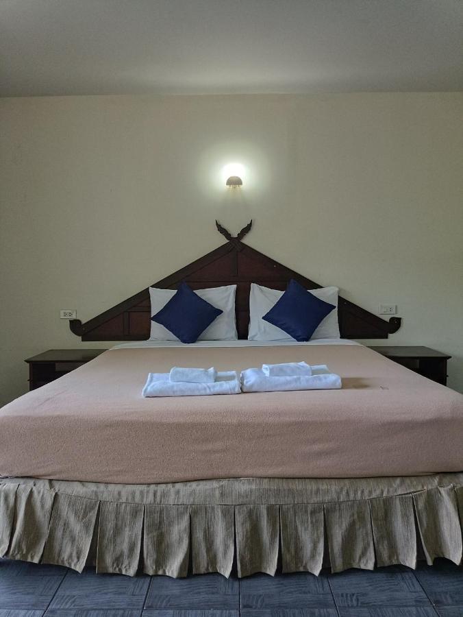 Ban Nam Mao Resort Praia de Jomtien Exterior foto