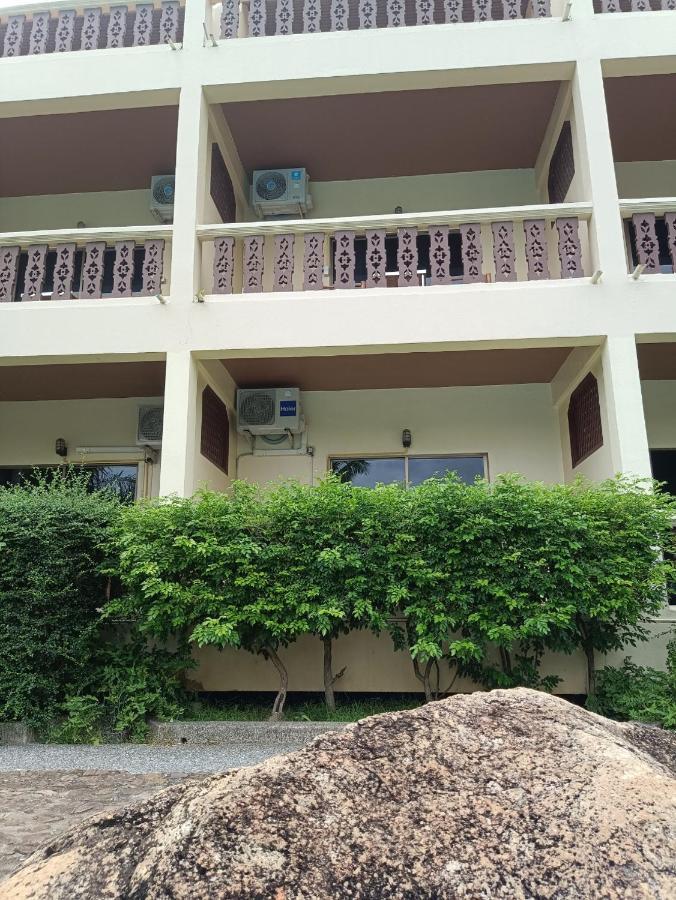 Ban Nam Mao Resort Praia de Jomtien Exterior foto