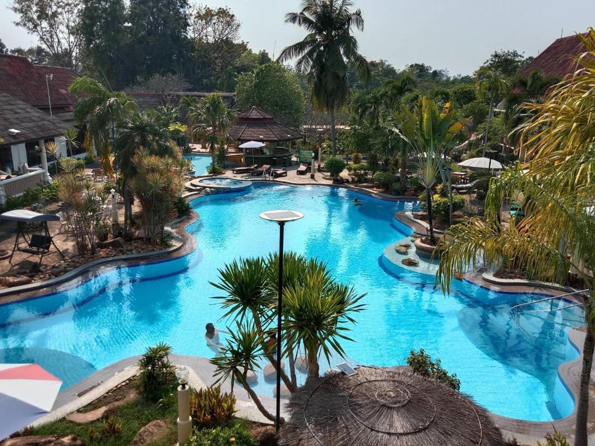 Ban Nam Mao Resort Praia de Jomtien Exterior foto