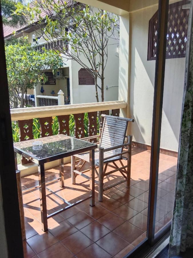Ban Nam Mao Resort Praia de Jomtien Exterior foto