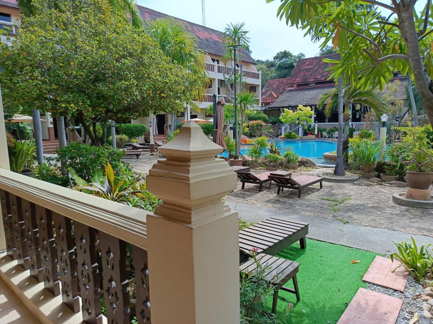 Ban Nam Mao Resort Praia de Jomtien Exterior foto