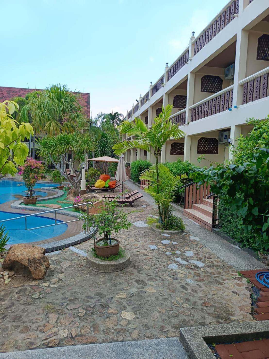 Ban Nam Mao Resort Praia de Jomtien Exterior foto